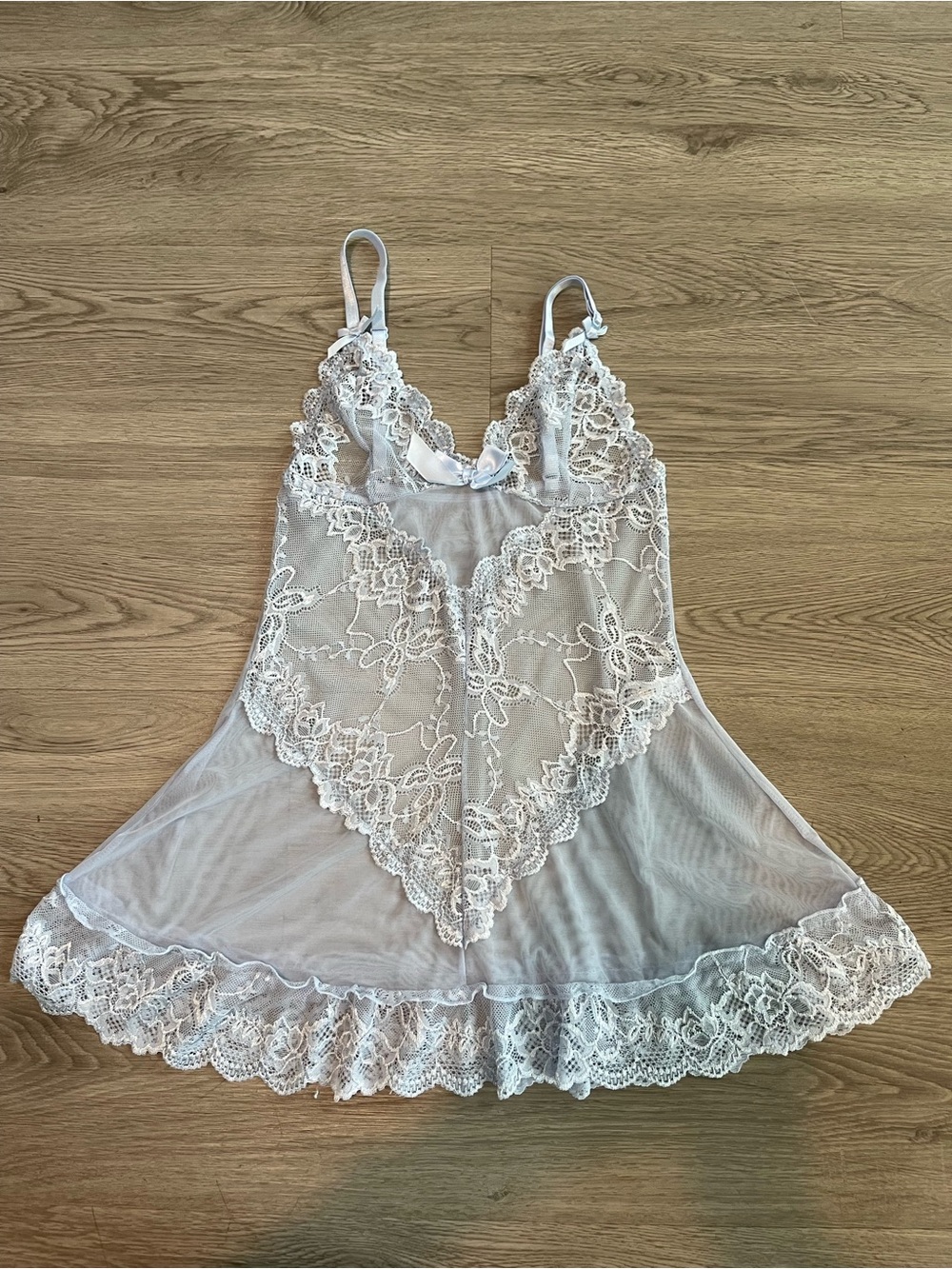 Fashion nova blue lace slip dress small